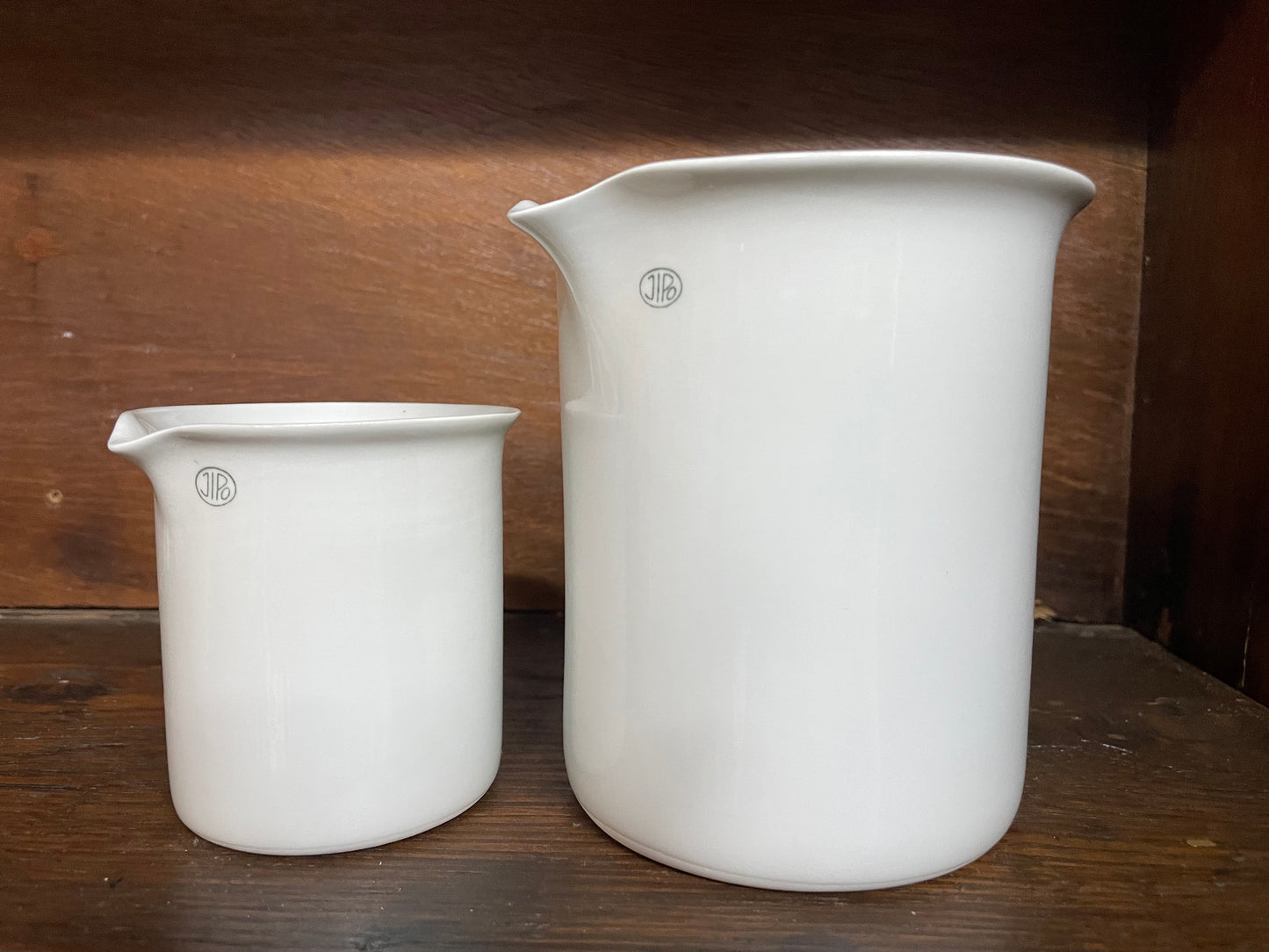 Jipo beaker low form medium - 227/4
