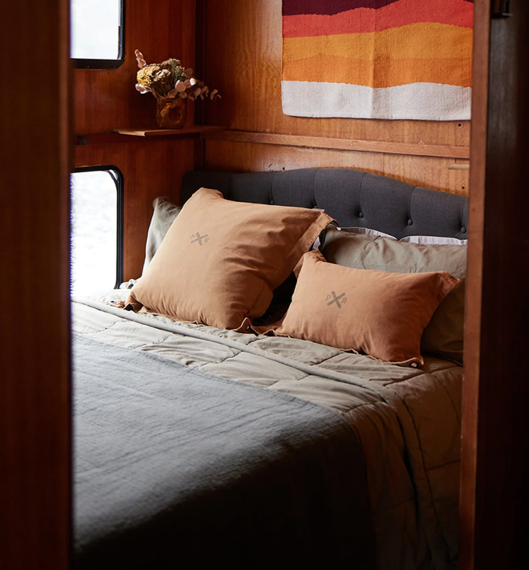 Pony Rider Highlander cushion 60x60
