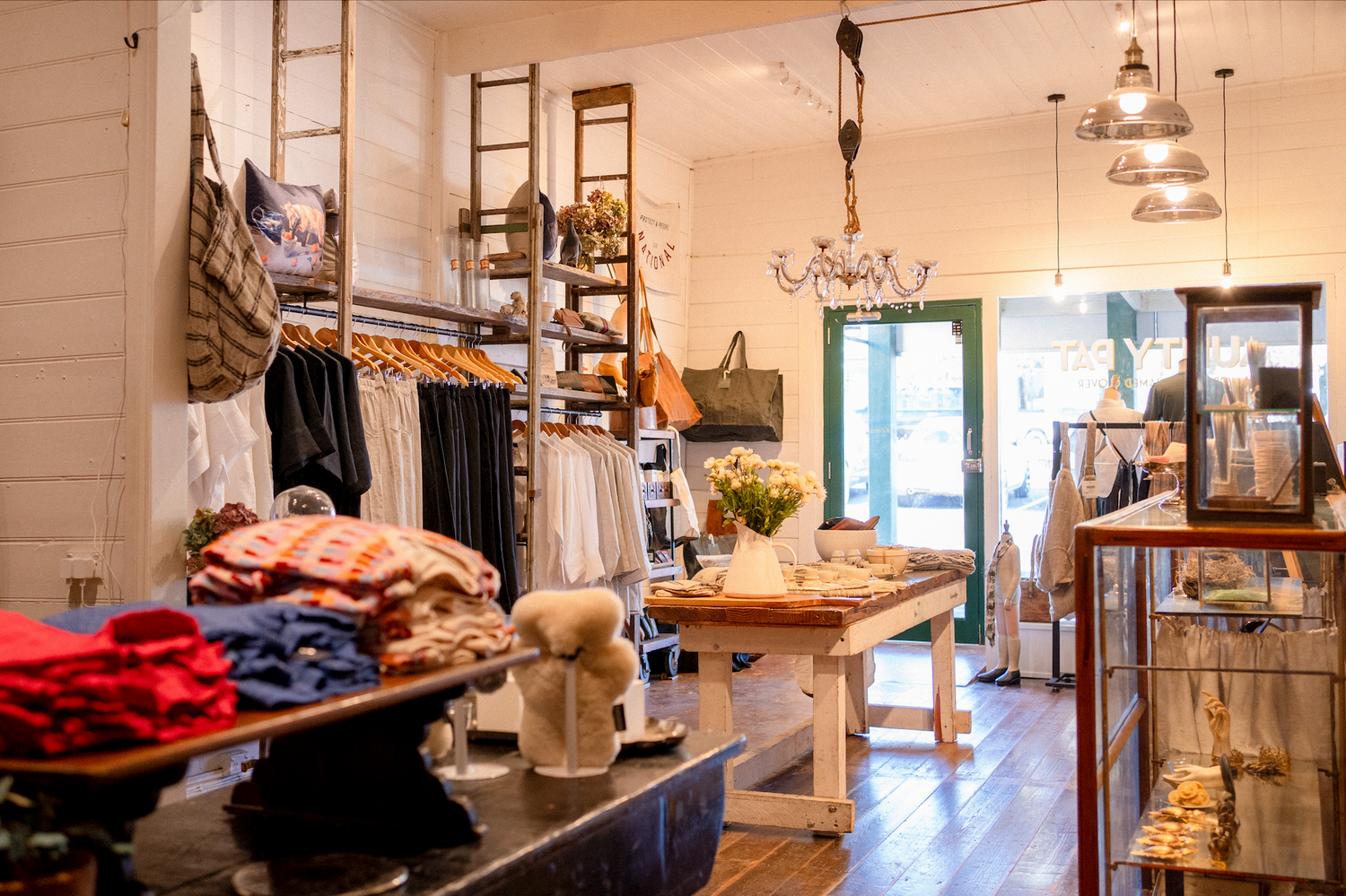 Aunty Pat & a dog named Clover | Women's & Men's Fashion, Fragrance, Gifts, Homewares & Vintage | Macedon Ranges