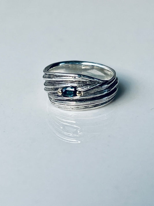 Little Mountain Ring R0202